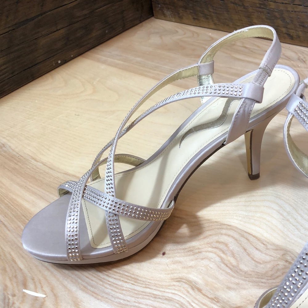 Nina *LIKE NEW* Champagne Heels - Picture 3 of 5